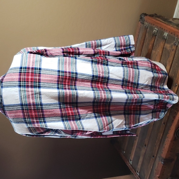 Old Navy Red, White, Blue, and Black Flannel Button Down (0487) 💥 - Picture 2 of 5